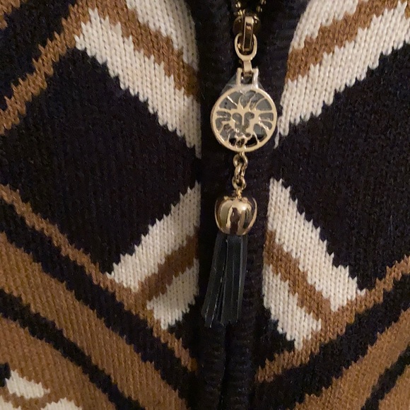 Sweater - Picture 3 of 6